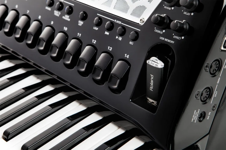 roland-fr-8x-bk-akordeon-cyfrowy
