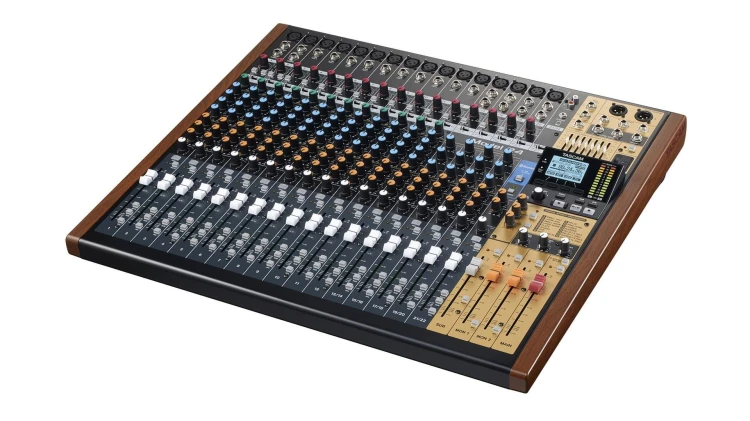 tascam-model-24-mikser-analogowy