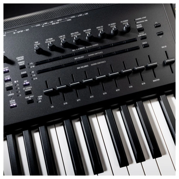 korg-kronos-3-61-syntezator-profesjonalny