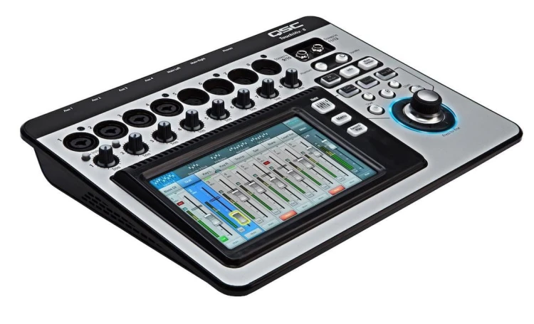 qsc-touchmix-8-mikser-cyfrowy