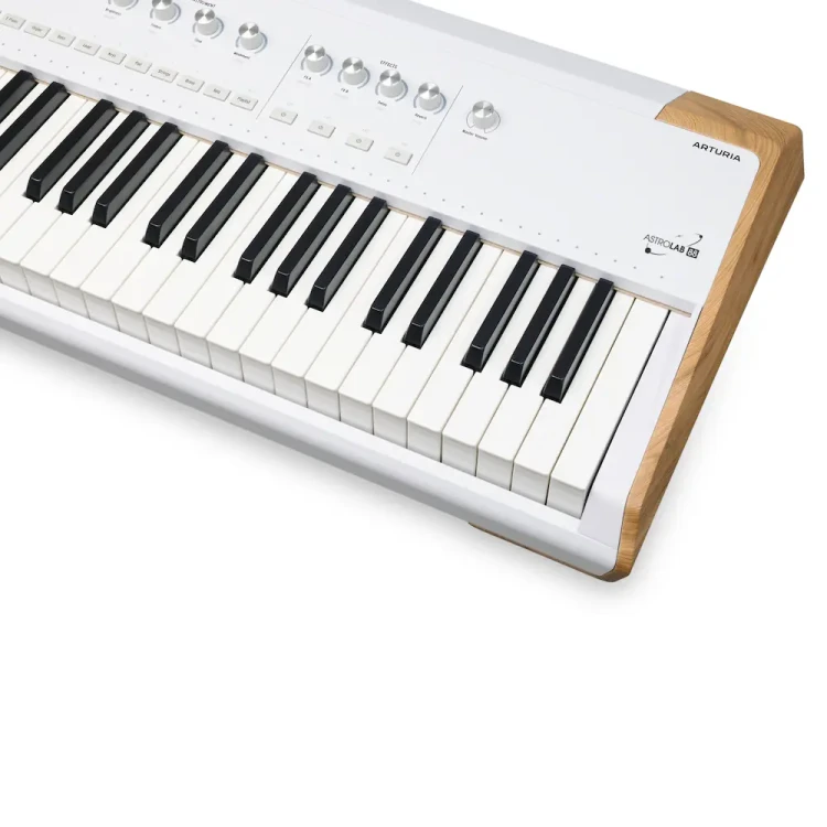 Arturia-AstroLab-88-ZoomA.webp